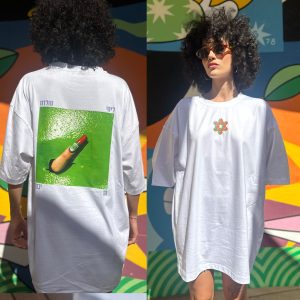 חולצת אוברסייזד לבנה - גן יבנה